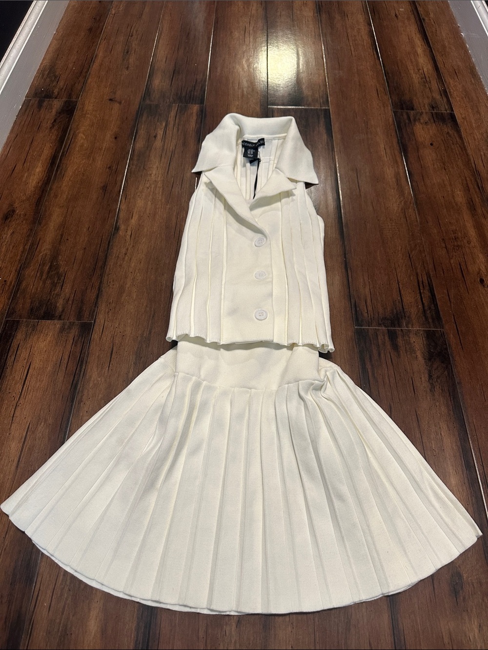 NWT set